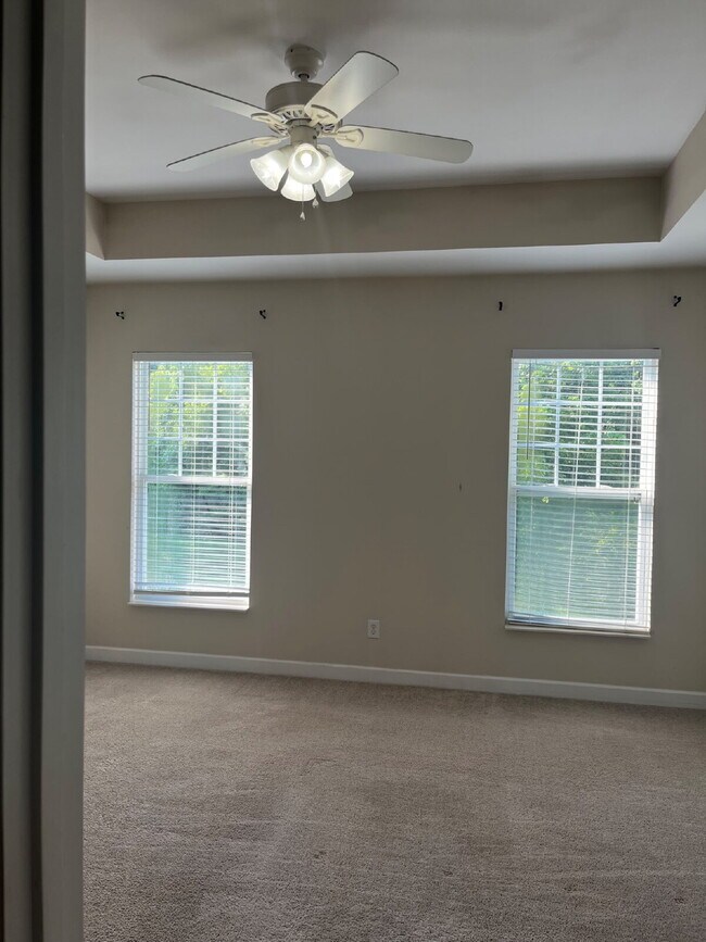 Building Photo - "Charming 3-Bed Home on Kemberton Court: Spacious Living with 2.5 Baths in Nolensville!" Communit...