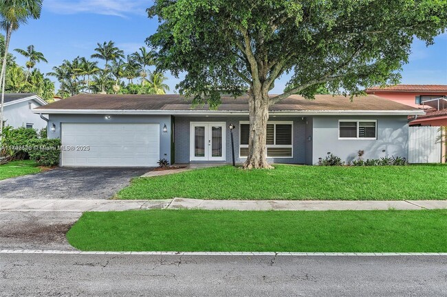 Building Photo - 609 N 46th Ave