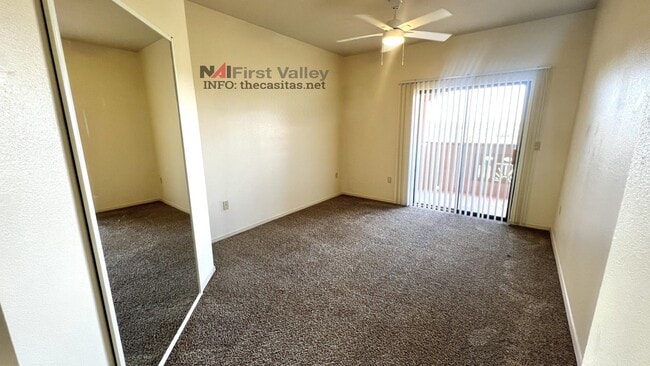 Building Photo - 3 Bedrooms, 2 Baths