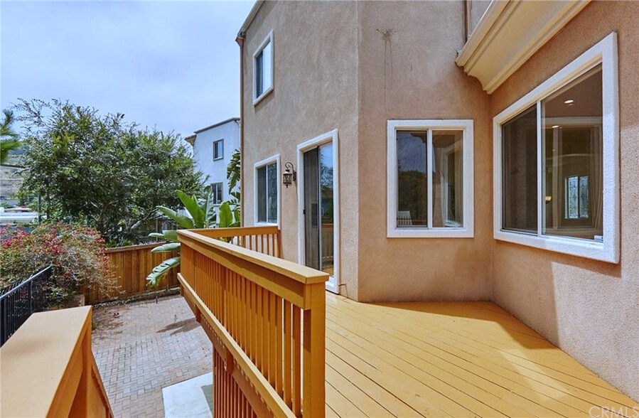 Building Photo - 3780 Lenawee Ave