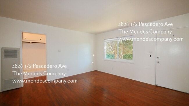 Building Photo - 4826 1/2 Pescadero Avenue-