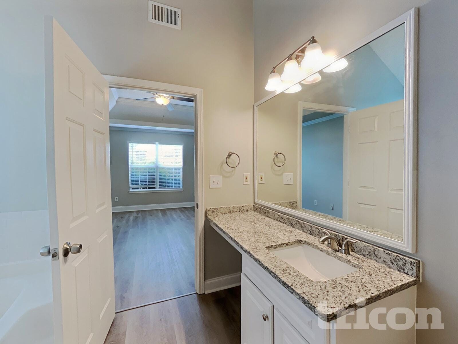 Building Photo - 602 Chartwell Ct