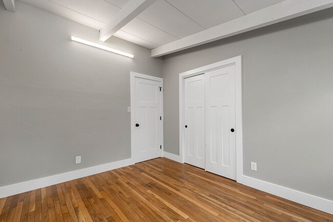 Building Photo - 175 Pleasant St