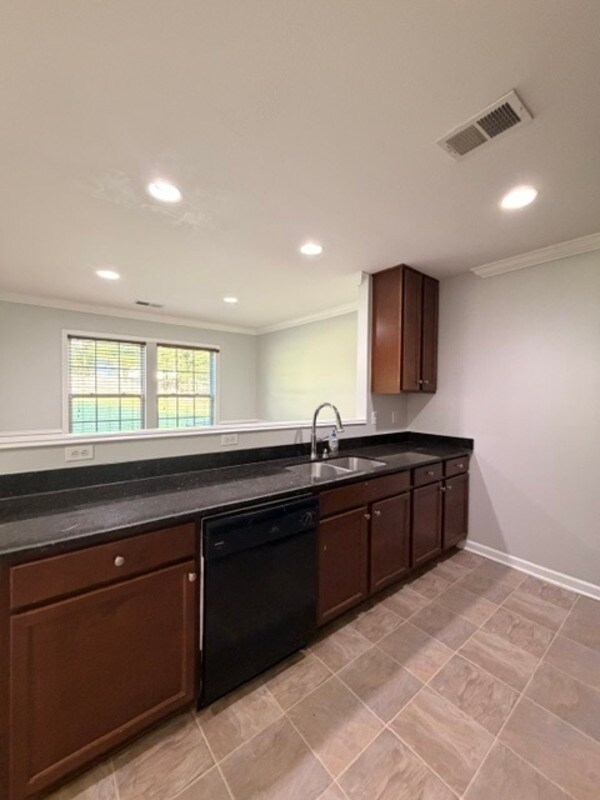 Building Photo - 317 Blythe Creek Dr