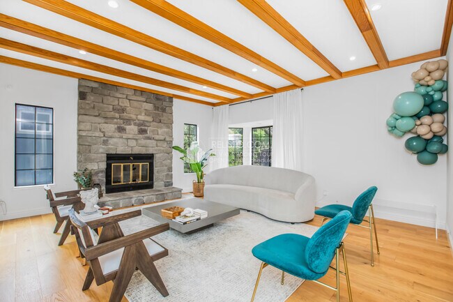 Primary Photo - 61 Camelford Pl