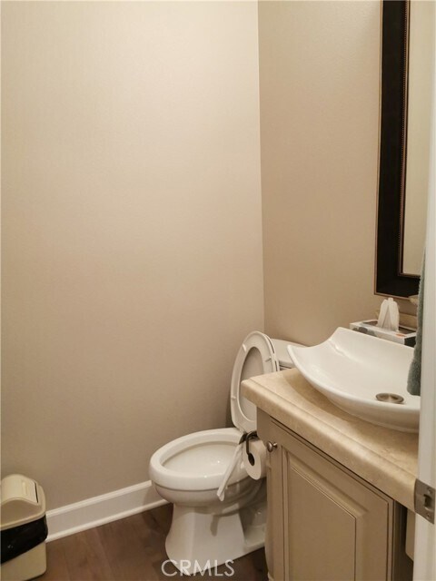 Building Photo - 16 Branding Iron