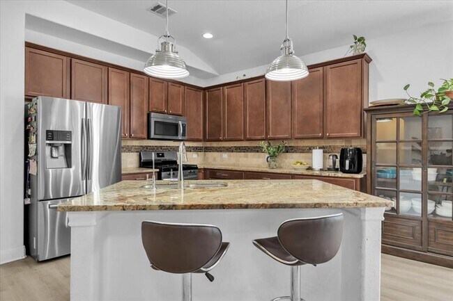 Building Photo - 4421 Trinity Woods St