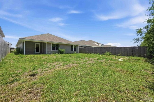 Building Photo - 5367 Peach Dr