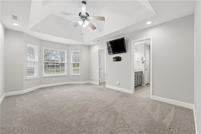 Building Photo - 15 Rillington Dr