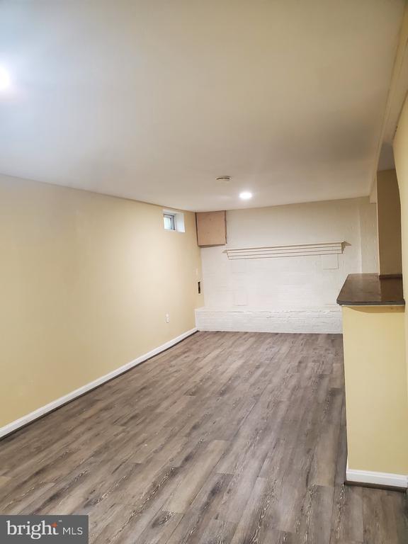 Building Photo - 6007 Bradley Ln