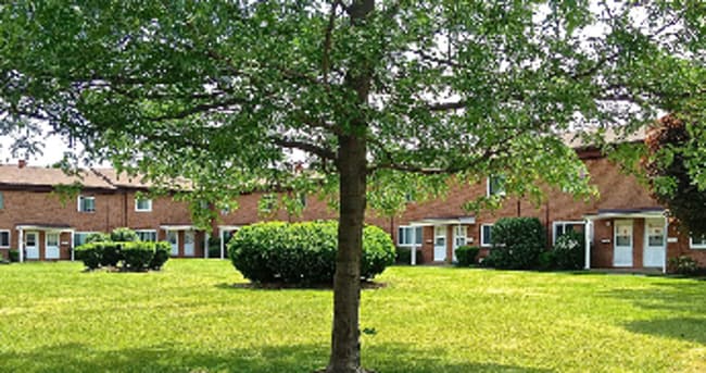 Building Photo - Wickliffe Gardens