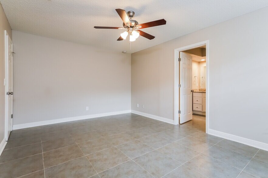 Building Photo - 506 Mahogany Dr