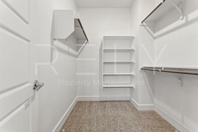 Building Photo - 11202 Gadsen Ln