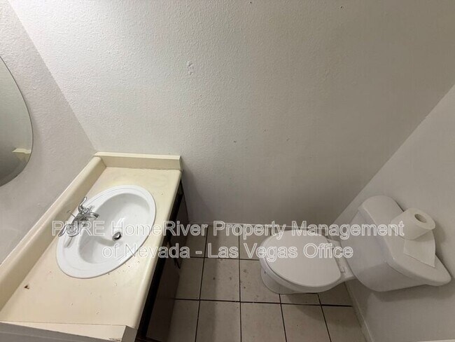 Building Photo - 3503 Rio Robles Dr