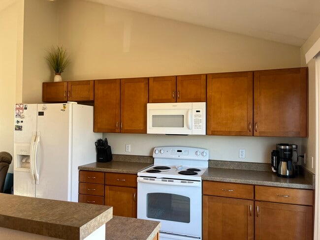 Building Photo - 19414 W St