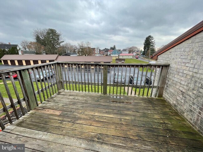 Building Photo - 508 Washington St