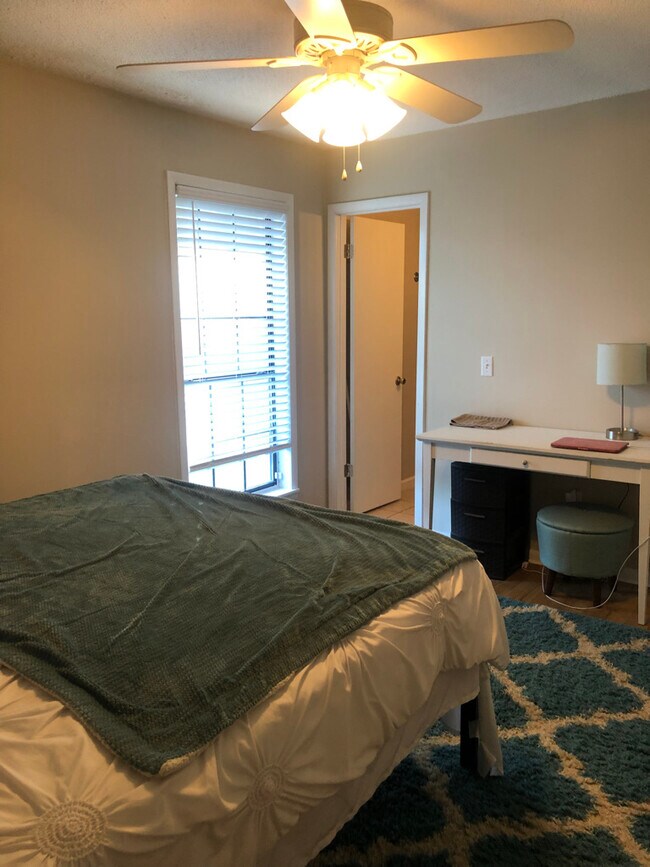 Master bedroom-(end of hall, right side) furniture pictured included - 130 Richard Dr