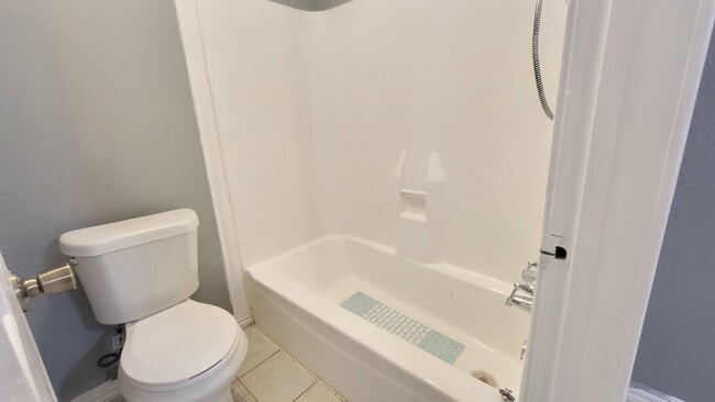 Building Photo - 12714 Corning Dr