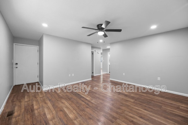 Building Photo - 405 Missionary Ave