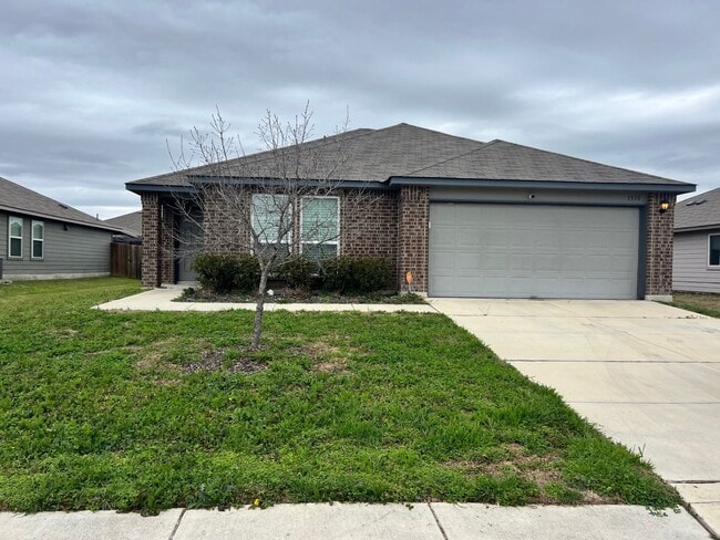 Primary Photo - Great Home In The Meadows