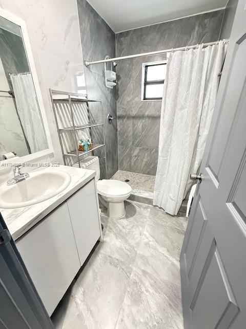 Building Photo - 5 bedroom in Opa locka FL 33054