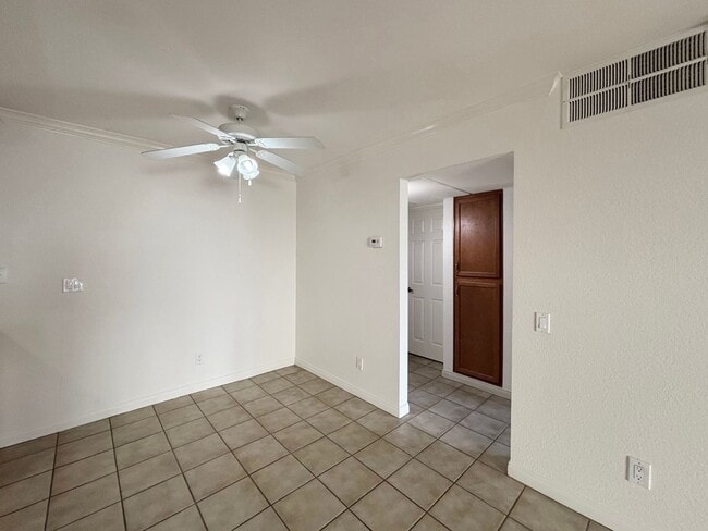 Building Photo - Charming 2BD/2BA Condo in La Mesa W/ A/C, ...