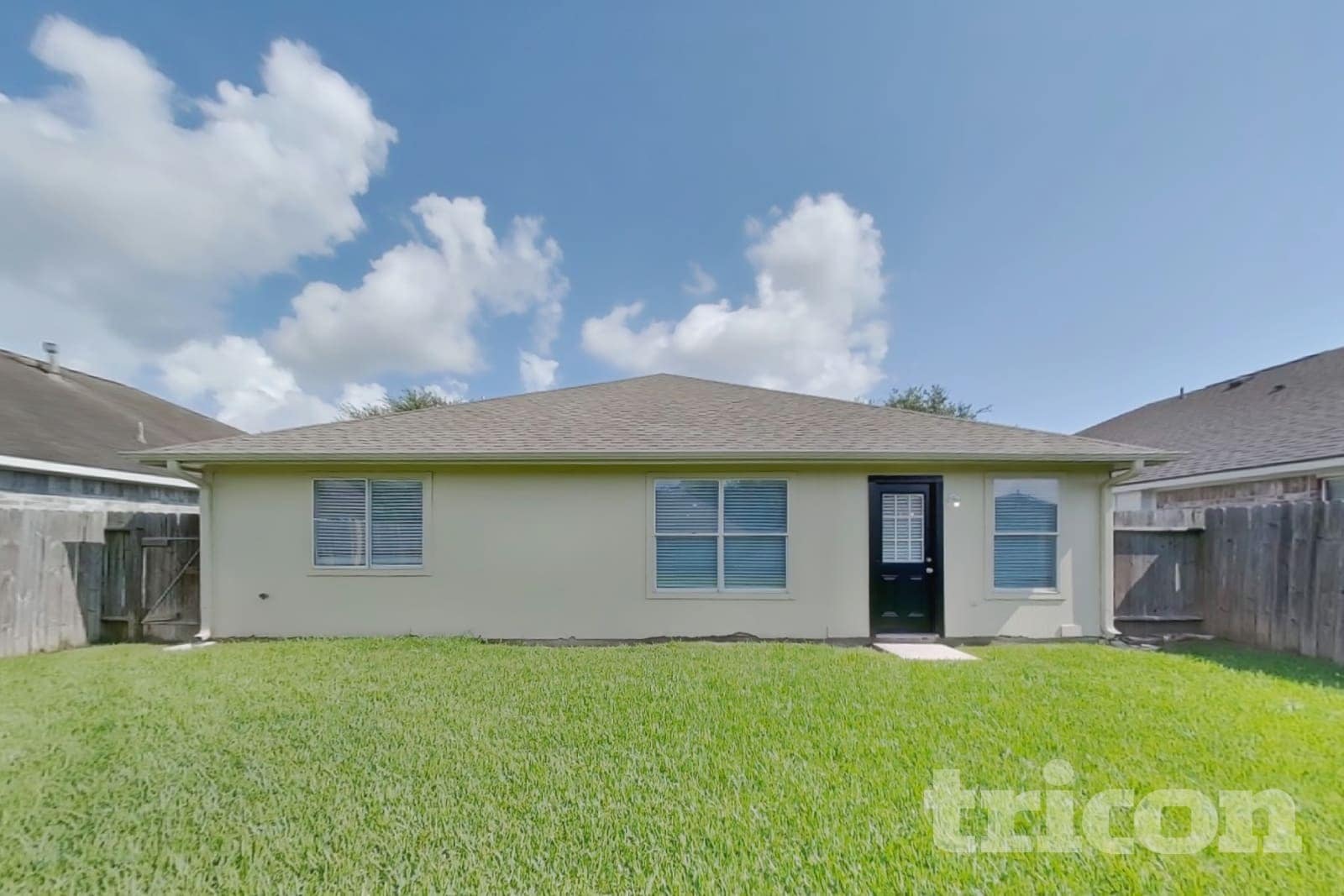 Building Photo - 12230 Scarlet River Dr