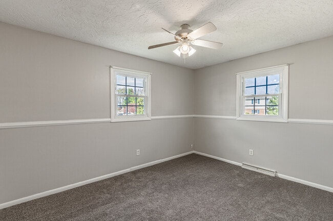 Building Photo - 3520 Tower Dr