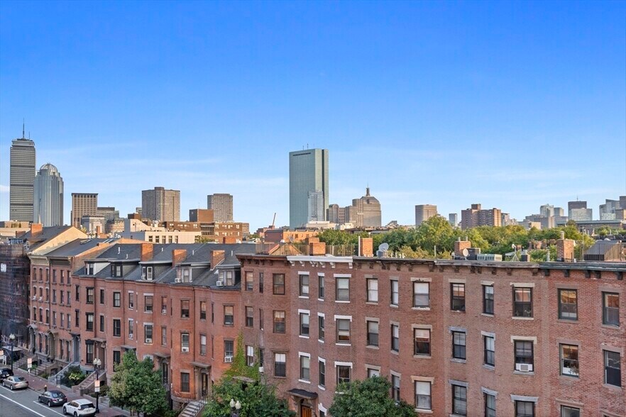 Building Photo - 691 Massachusetts Ave