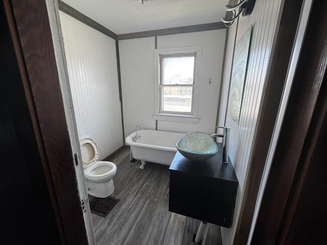 Building Photo - 1267 SW Harrison St