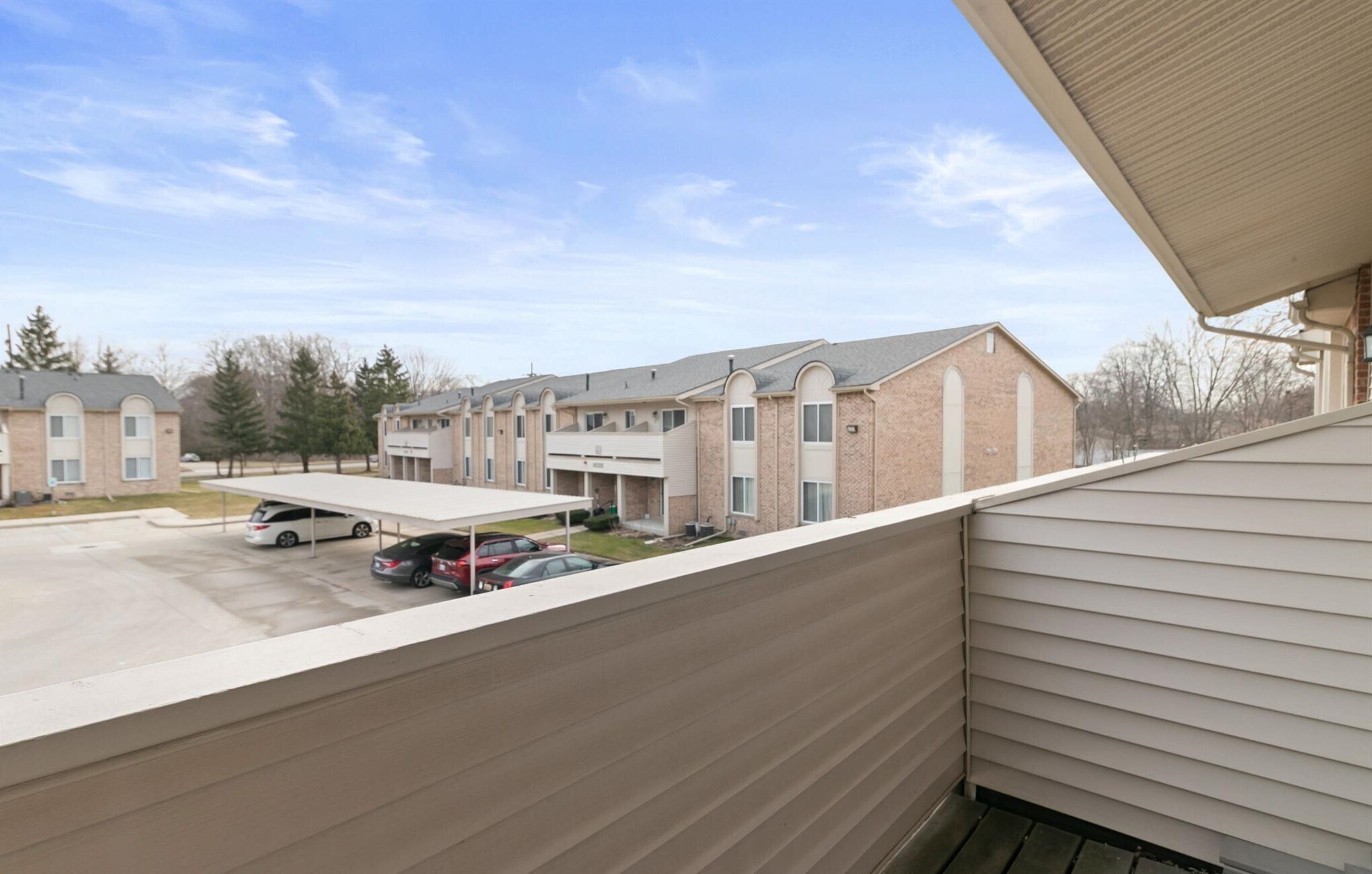 Building Photo - 44489 Savery Dr