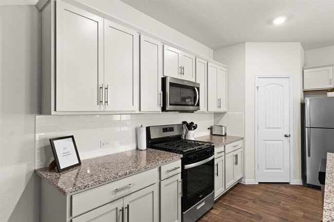 Building Photo - 117 Mackinac Ln