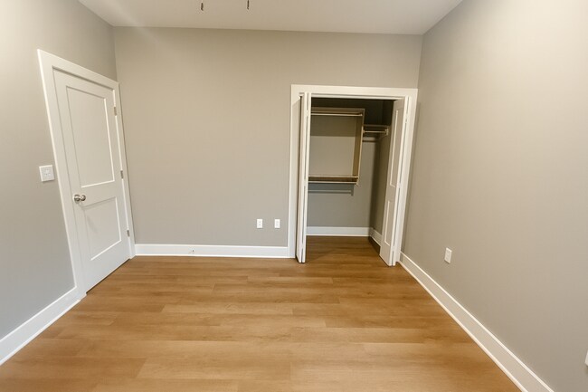 Building Photo - 12123/25 Cora