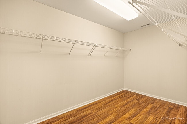 Building Photo - 2646 Chelsey St
