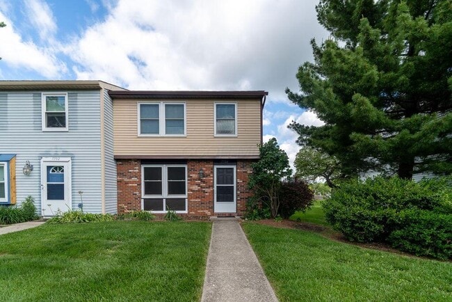 Building Photo - 7504 Stonetrail Way