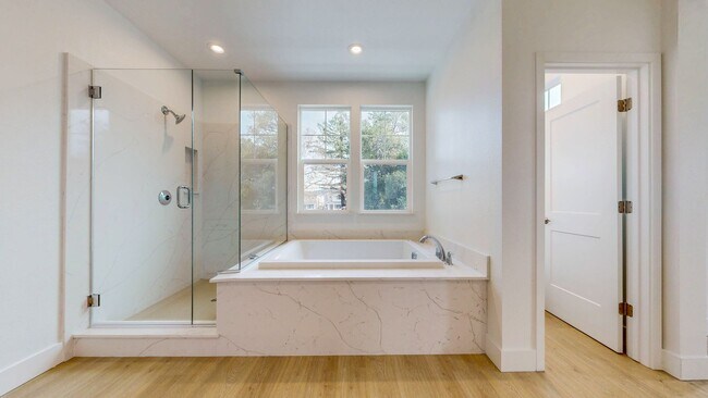 Building Photo - 2782 Sassy St