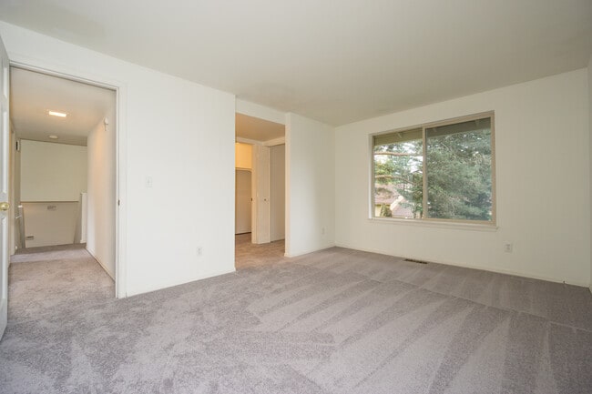 Building Photo - 15739 SE 175th Pl