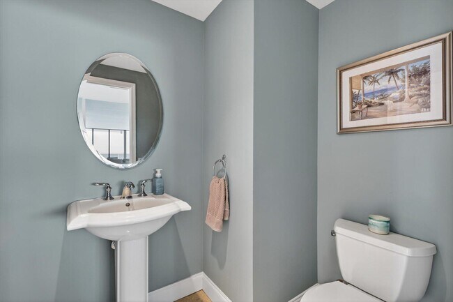 Building Photo - 801 Briny Ave