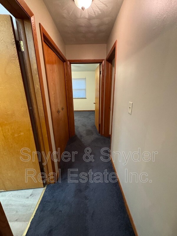 Building Photo - 1857-1859-1859 Cromwell Dr