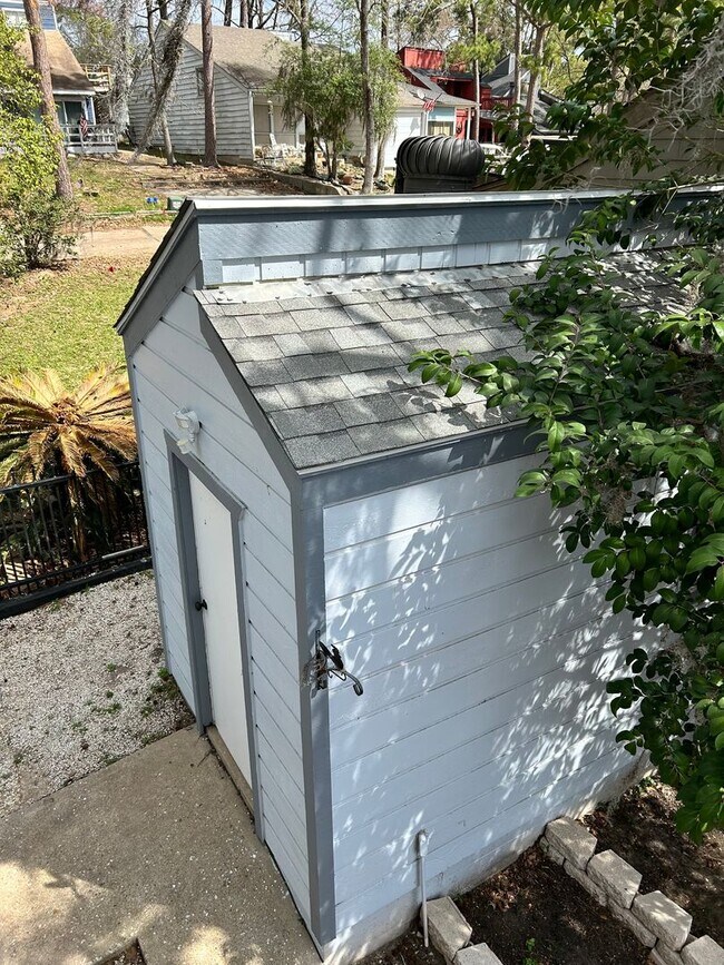 Building Photo - 30 Harbour Ln