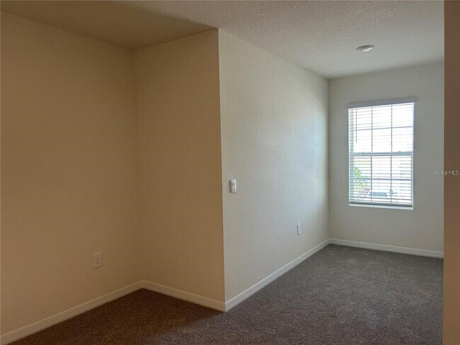 Building Photo - 17550 Crescent Moon Lp