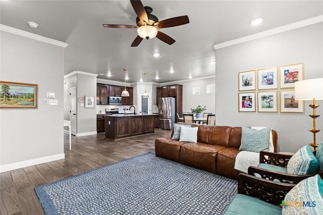 Building Photo - 1614 Flatland Trl