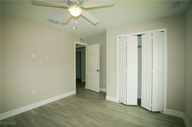 Building Photo - 8445 Coral Dr