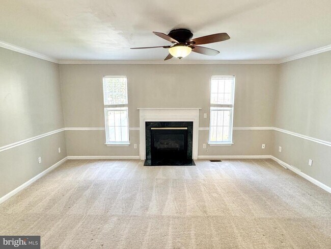 Building Photo - 16 Westchester Ct