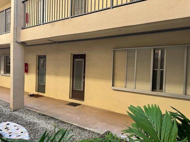 Building Photo - 348 S Federal Hwy