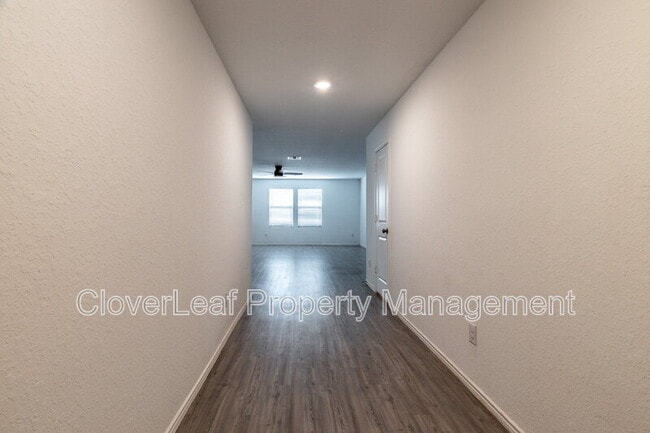 Building Photo - 2847 Elion Dr