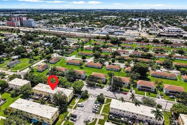 Building Photo - 8329 NW 5th Ave