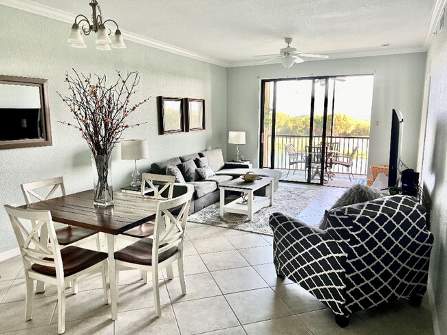 Building Photo - 7015 River Hammock Dr