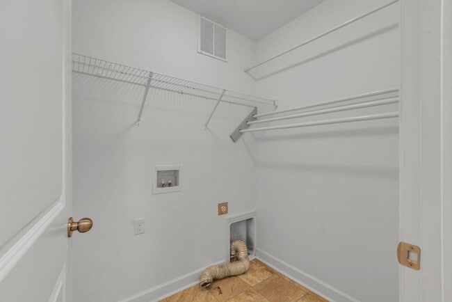 Building Photo - Three Story with Media Room!