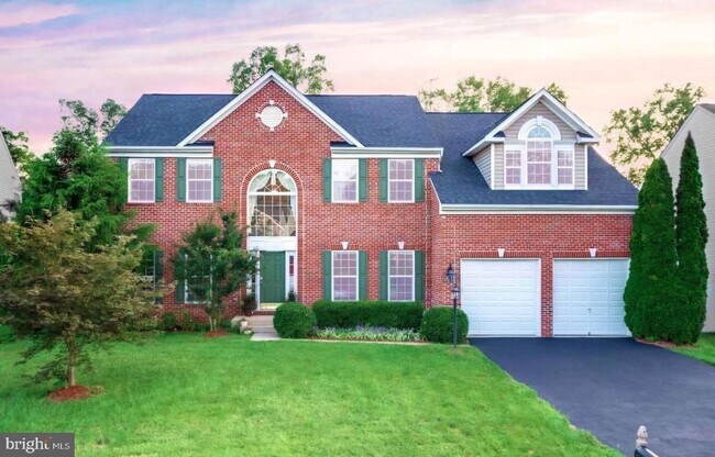 Building Photo - 8464 Hessian Hill Ct